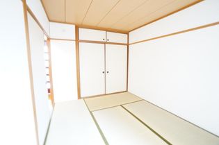 アティック館の画像