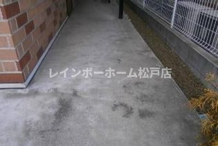 カーザ・レフィナーダIIIのゆとりのあるエントランスです