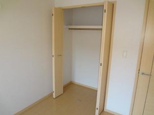 プラザサンライズA棟のクローゼット