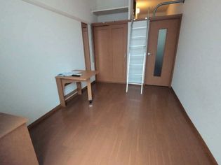 レオパレスフォンターナのゆったりとした居間です