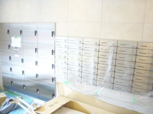 セオリー天王寺南DOORの宅配BOX・メールBOX