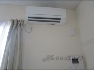 レオパレスエザーンス2のエアコン