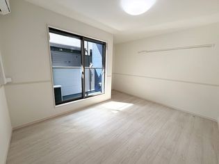 ヒューマンパレス草加吉町の洋室7.23帖
