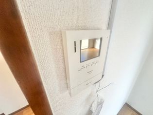 華岡マンションの画像