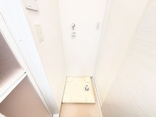 コンフォール津の洗濯機置場