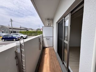 コンフォール津のベランダ