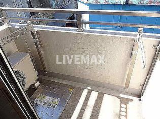 プレール・ドゥーク西大島駅前の画像