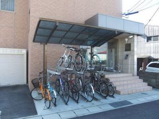 ハートフル泉田の駐輪場