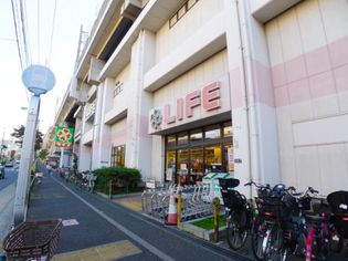ライフ 北赤羽店(スーパー)まで131m