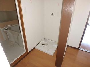 第2馬橋マンションの洗濯機置場