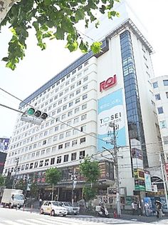 ロア六本木(ショッピングセンター)まで1044m
