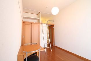 レオパレス紅雪南の画像