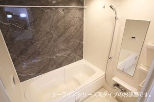 ラ・ヴィータ・ドゥーエ南門真の同一商品