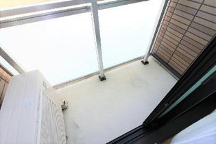 レオネクストイン園部の洗濯物が干しやすいバルコニー付き