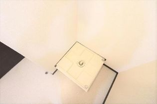 レオネクストイン園部の防水パン付き室内洗濯機置き場あり
