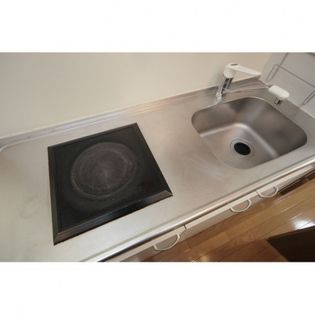 アブレスト西宮のRHキッチン