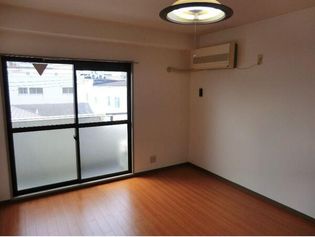 メゾンクレストの画像