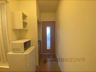 レオパレス萩ケ丘の廊下