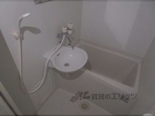 レオパレスエザーンス2のバス