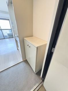 フォースアベニューの画像