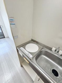 フォースアベニューの画像