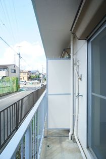 リバーサイド大塚のバルコニーがあるので洗濯物を太陽の下で干すことができます♪