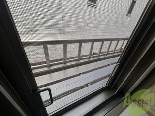 クローシェ泉中央のこちらはバルコニー部分の写真になります。