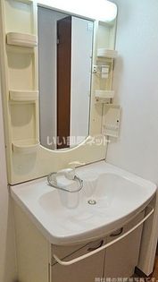 アドミラブールの画像