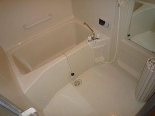 フェリーチェのバス