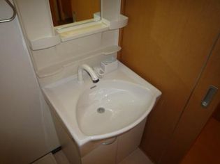 フェリーチェの洗髪洗面化粧台