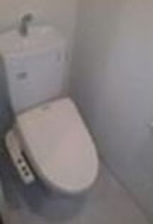 プリオーレ京都駅前の温水洗浄便座付きです。