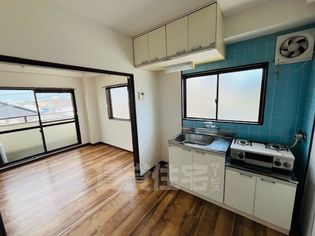 ツインハイツ上中条の画像