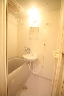 レオパレスひいらぎIIの画像