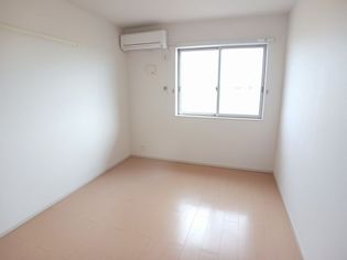 エレンシアM IIの画像