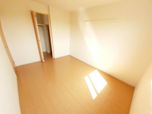 エレンシアM IIの画像