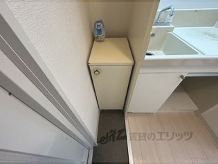 スタンドアップ本町の下駄箱