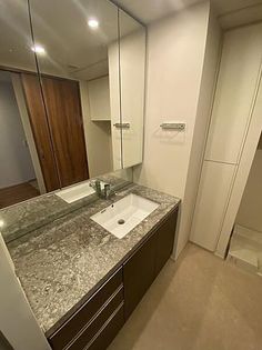 ザ・パークハウス西新宿タワー60の画像