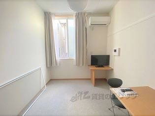 レオパレスパークハイムの洋室