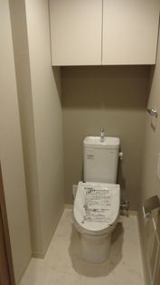 ワコーレ神戸みなと元町のウォシュレットついてます