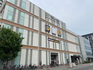 テラッセ納屋橋(ショッピングセンター)まで800m