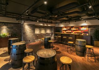 ロイヤルパークスER万代 Share万代の共用ラウンジ内Berスペース