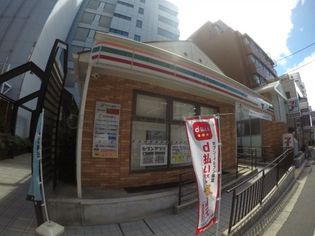 セブンイレブン 吹田豊津町店(コンビニ)まで137m