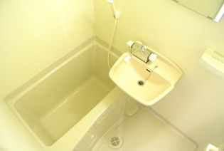 グランヴァンタクティス横濱のお風呂です