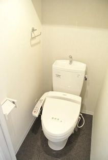 グランヴァンタクティス横濱のトイレです