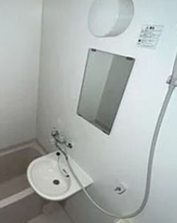 リトルアージュの画像