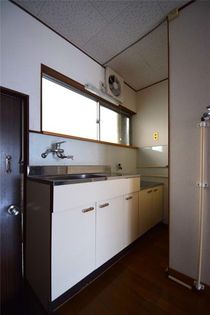 角南アパートの画像