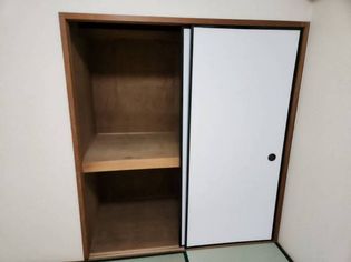 エスパシオときわの押入