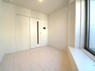 ラクレイス横濱関内のフローリングです