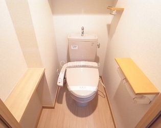 ルーブル錦糸町弐番館の温水洗浄便座