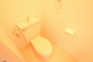 ファミーユ百合の画像